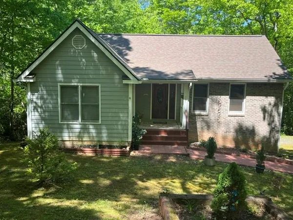 $379,000 | 125 Jess Hooper Drive, Hayesville, NC 28904