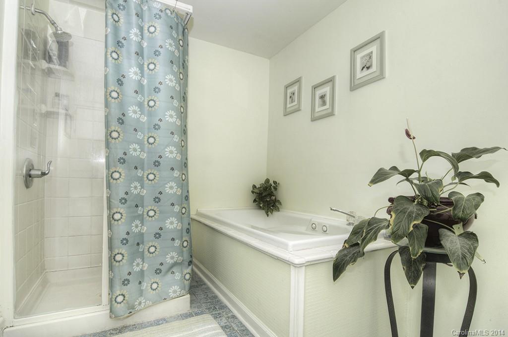 2300 Seth Thomas Road Charlotte, NC 28210 - Photo 19 of 24 Gallery Image 19