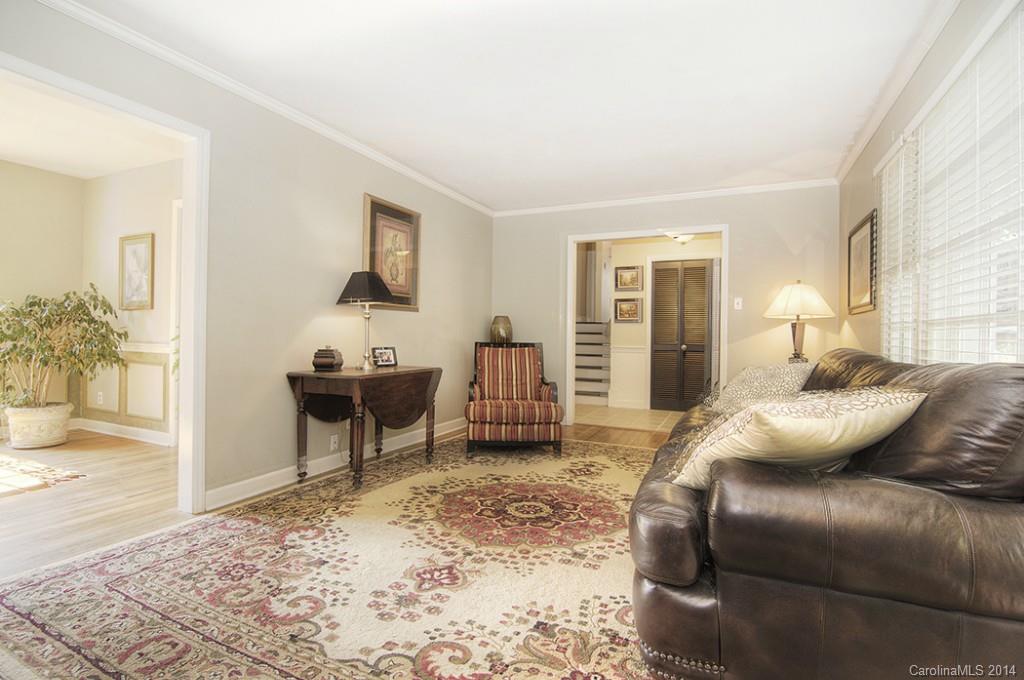 2300 Seth Thomas Road Charlotte, NC 28210 - Photo 4 of 24 Gallery Image 4