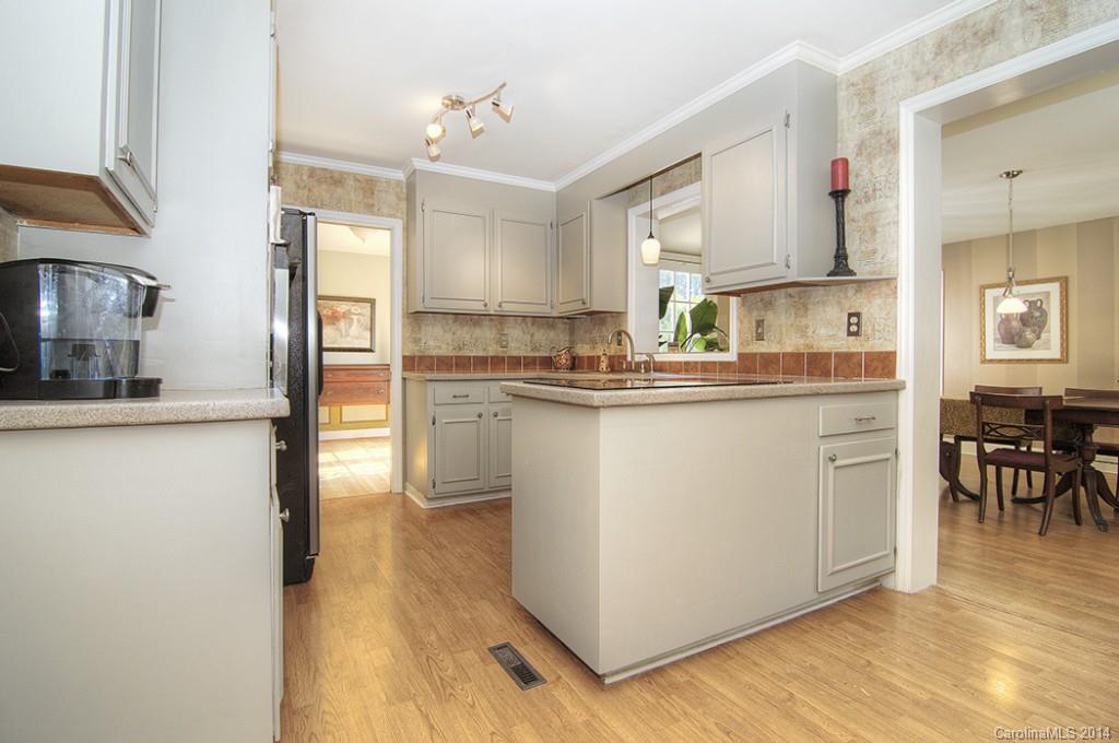 2300 Seth Thomas Road Charlotte, NC 28210 - Photo 7 of 24 Gallery Image 7