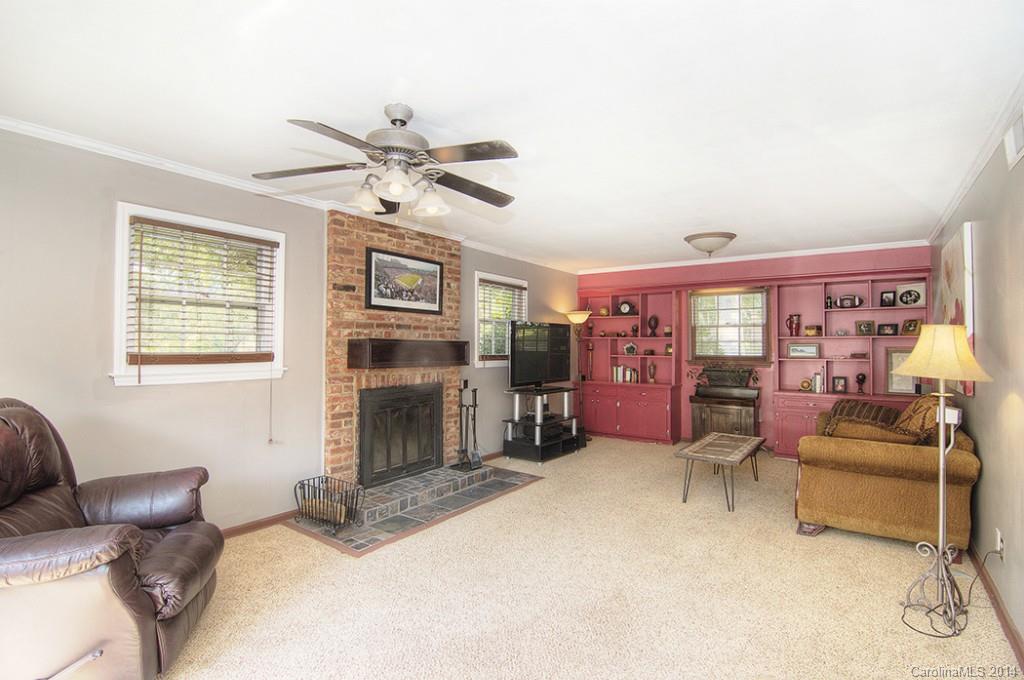2300 Seth Thomas Road Charlotte, NC 28210 - Photo 9 of 24 Gallery Image 9