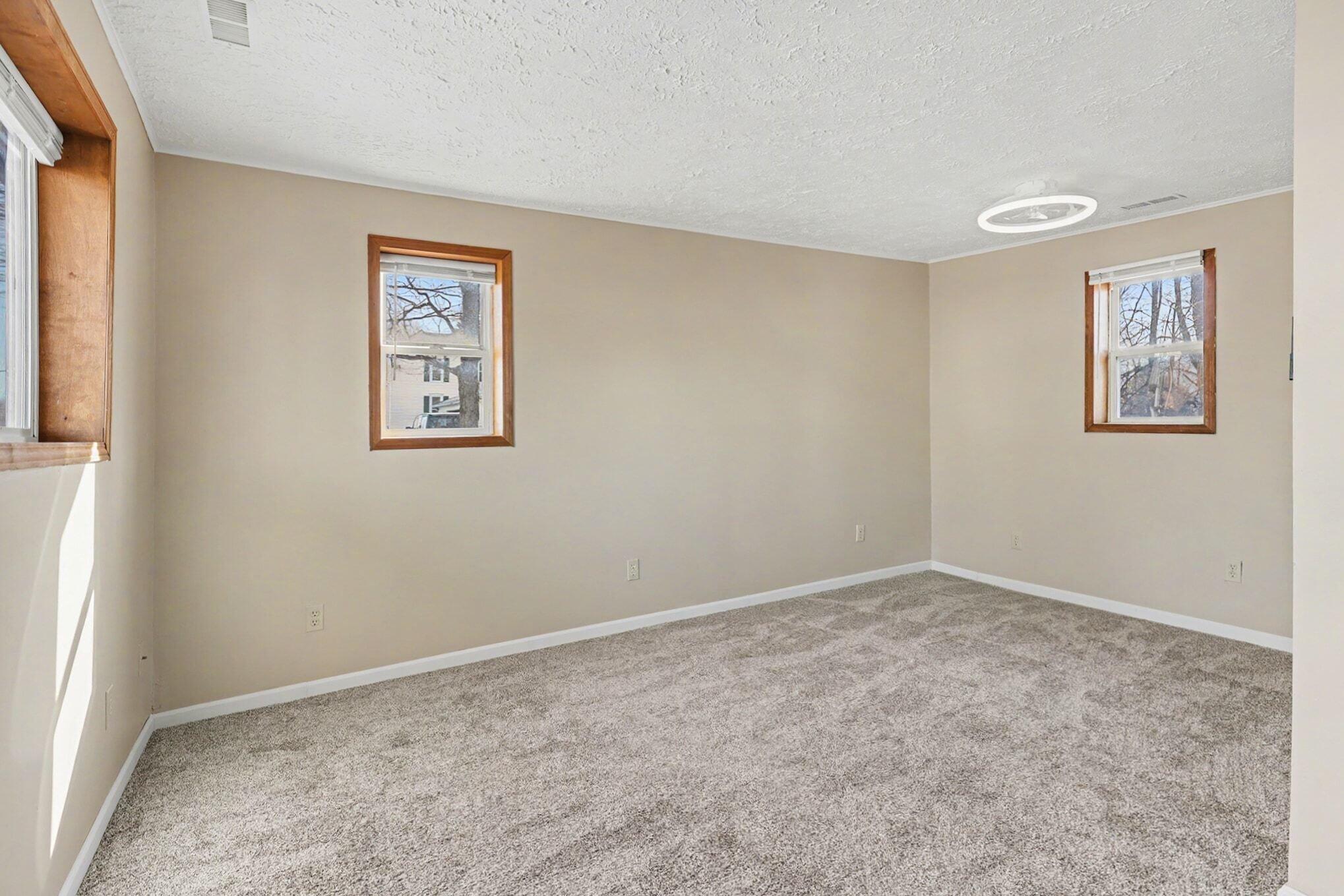 9558 Belding Road Northeast Rockford, MI 49341 - Photo 17 of 27 017_file_6169