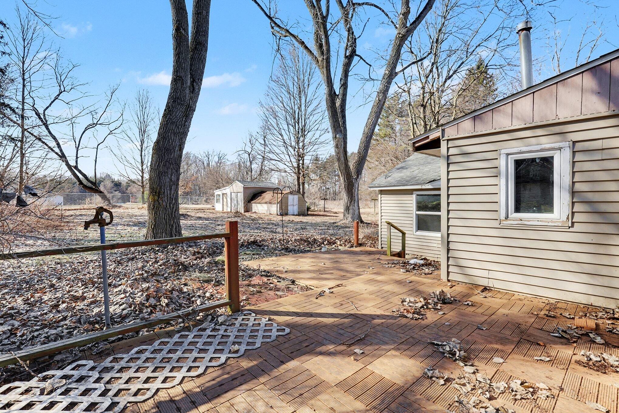 9558 Belding Road Northeast Rockford, MI 49341 - Photo 21 of 27 021_file_3417