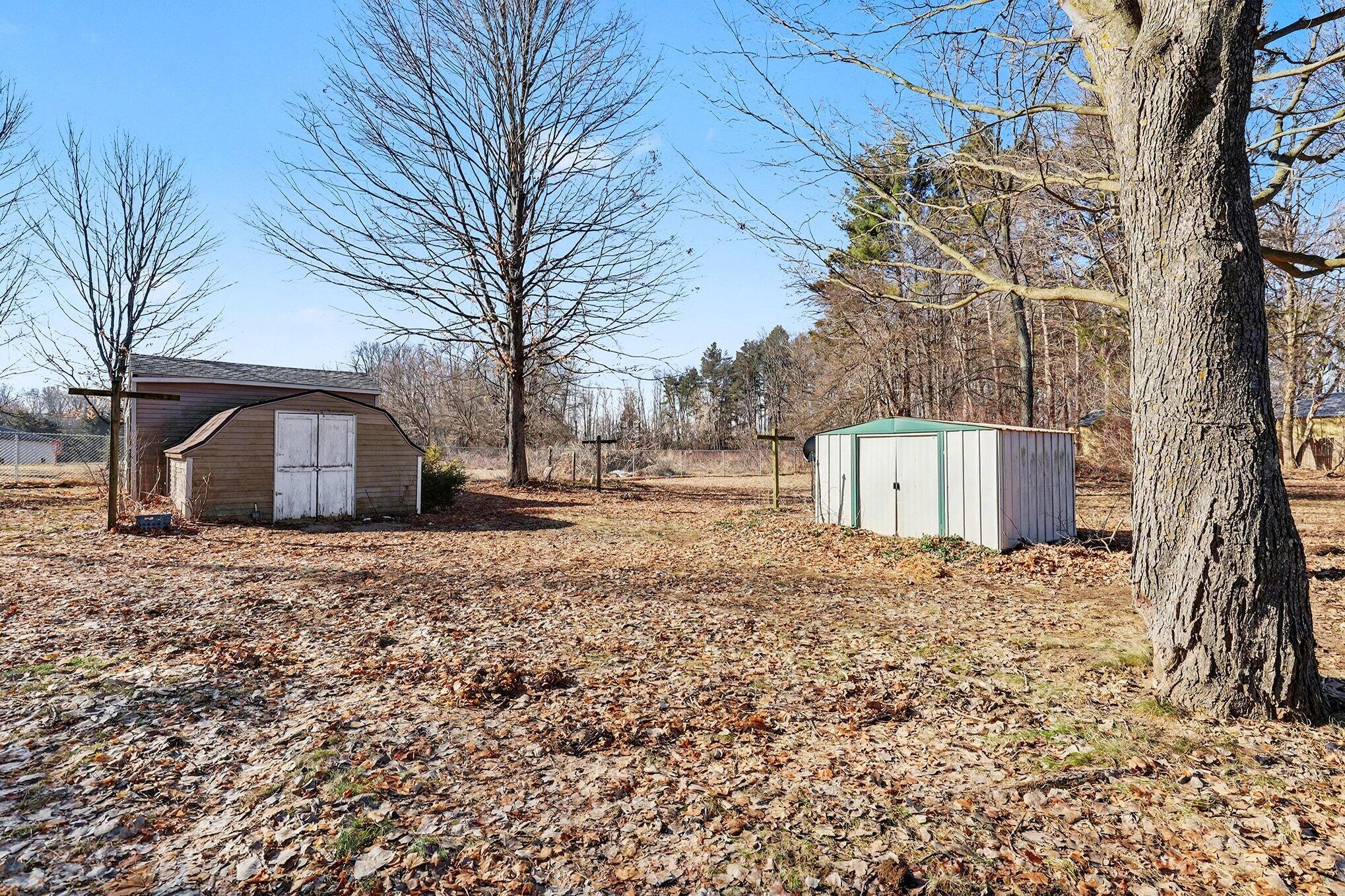 9558 Belding Road Northeast Rockford, MI 49341 - Photo 25 of 27 025_file_9643