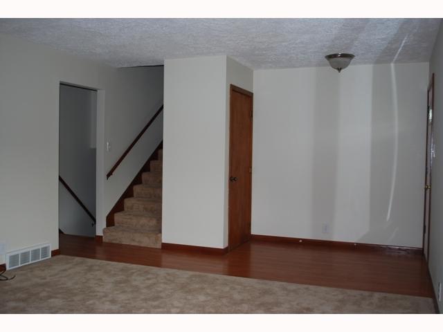 10180 Hazel Dell Road Northeast Newark, OH 43055 - Photo 3 of 10