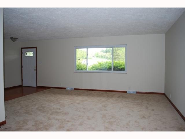 10180 Hazel Dell Road Northeast Newark, OH 43055 - Photo 5 of 10