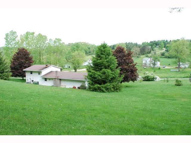 10180 Hazel Dell Road Northeast Newark, OH 43055 - Photo 9 of 10