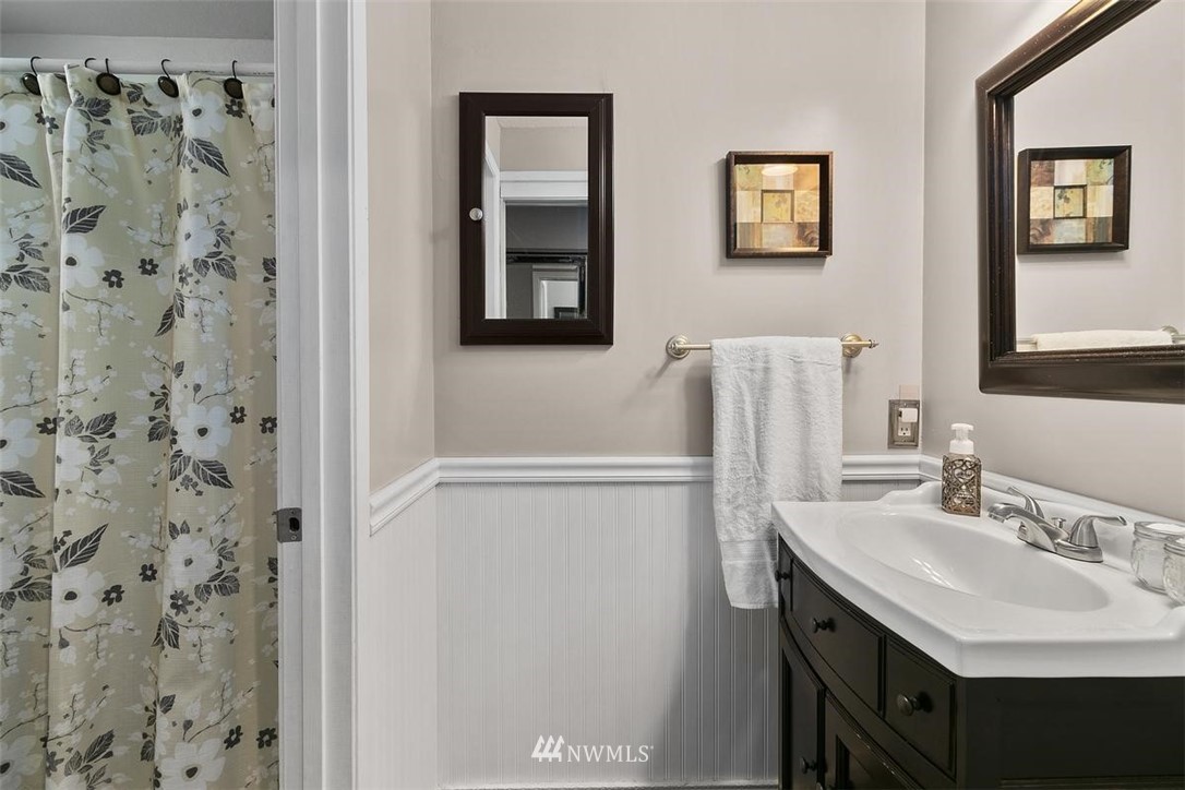 3623 220th Street Southeast Bothell, WA 98021 - Photo 12 of 29