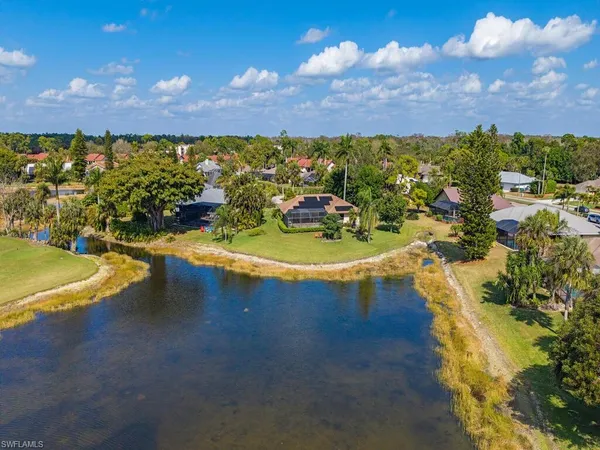 $695,000 | 105 Cherry Hill Court, Naples, FL 34113