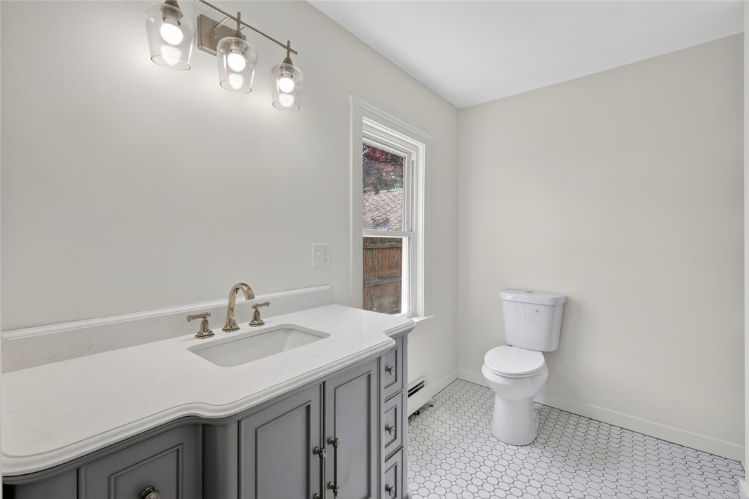 52 Pleasant View Road Warwick, RI 02888 - Photo 25 of 47