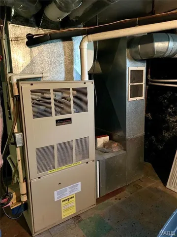 $210,000 | 222 East Church Street, Palmyra, MO 63461