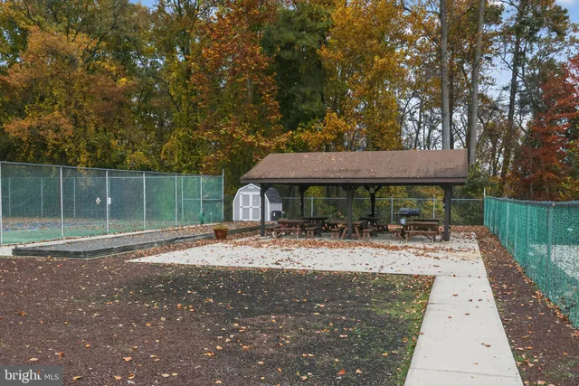 $224,999 | 8 John Hancock Bldg, Turnersville, NJ 08012