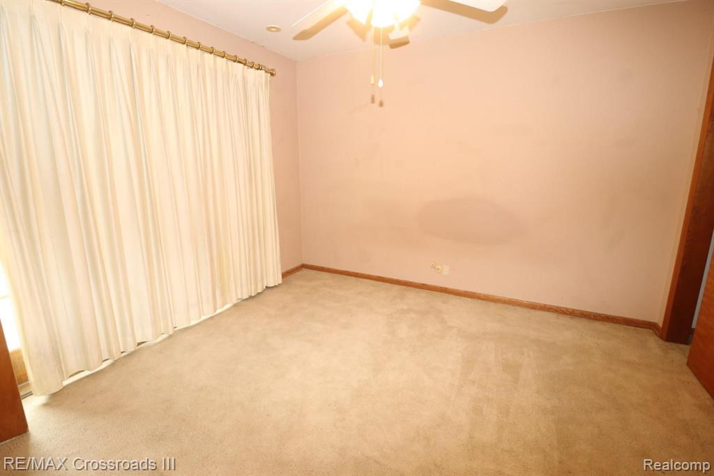 14045 Elwell Road Belleville, MI 48111 - Photo 13 of 23