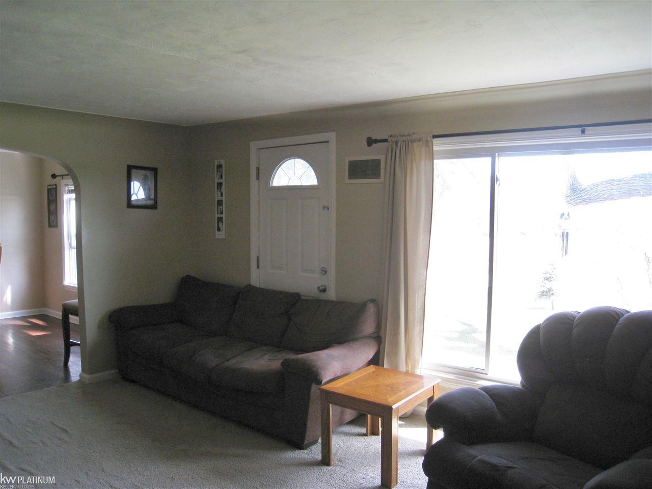 2165 Haines Road Lapeer, MI 48446 - Photo 14 of 37 Living Room
