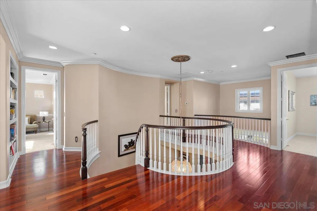515 Verbena Court Encinitas, CA 92024 - Photo 21 of 42 a view of livingroom with hardwood floor