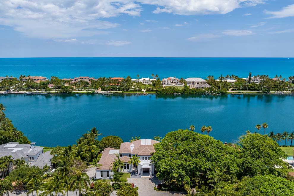 1540 Paslay Place Manalapan, FL 33462 - Photo 35 of 40 an aerial view of a houses with ocean view