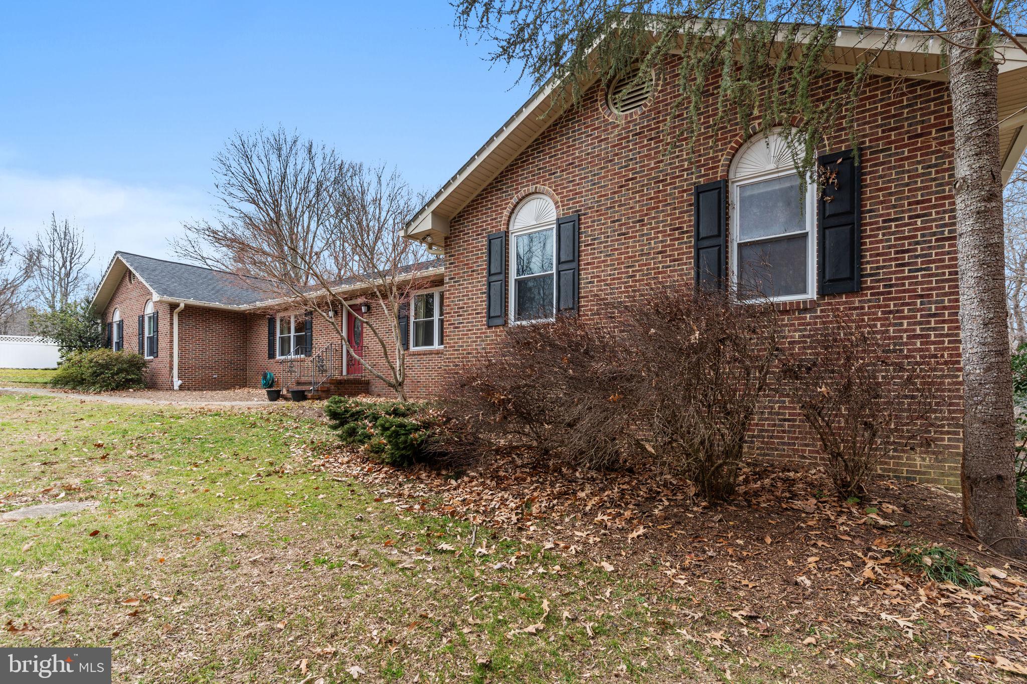 8100 Simpson Farm Road Owings, MD 20736 - Photo 3 of 32 Gallery Image 3