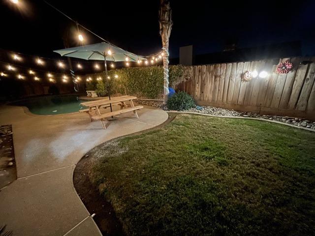 2212 Lavon Lane Ceres, CA 95307 - Photo 12 of 14 a view of a indoor basketball court