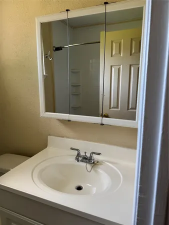 $1,800 | 8426 Avington Road, La Porte, TX 77571