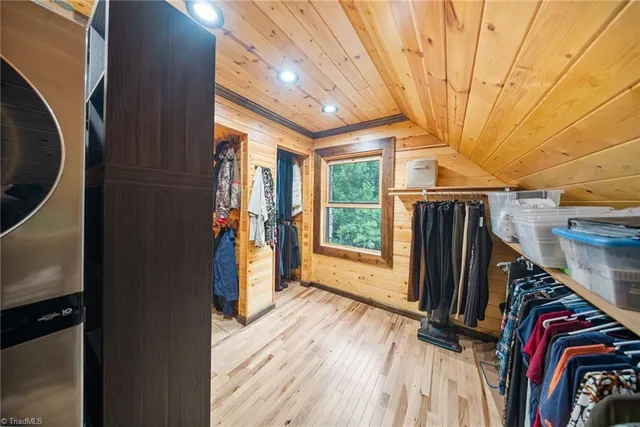 $595,000 | 5864 East Brocktown Road, Moravian Falls, NC 28654