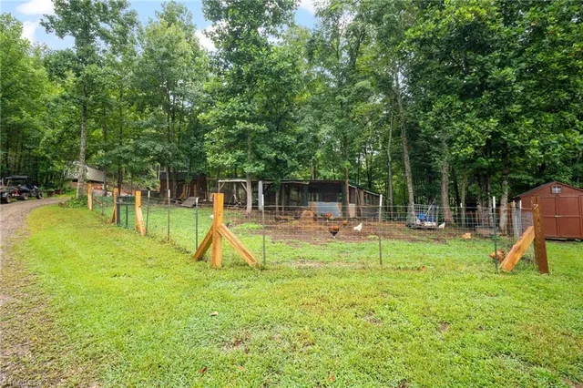 $595,000 | 5864 East Brocktown Road, Moravian Falls, NC 28654