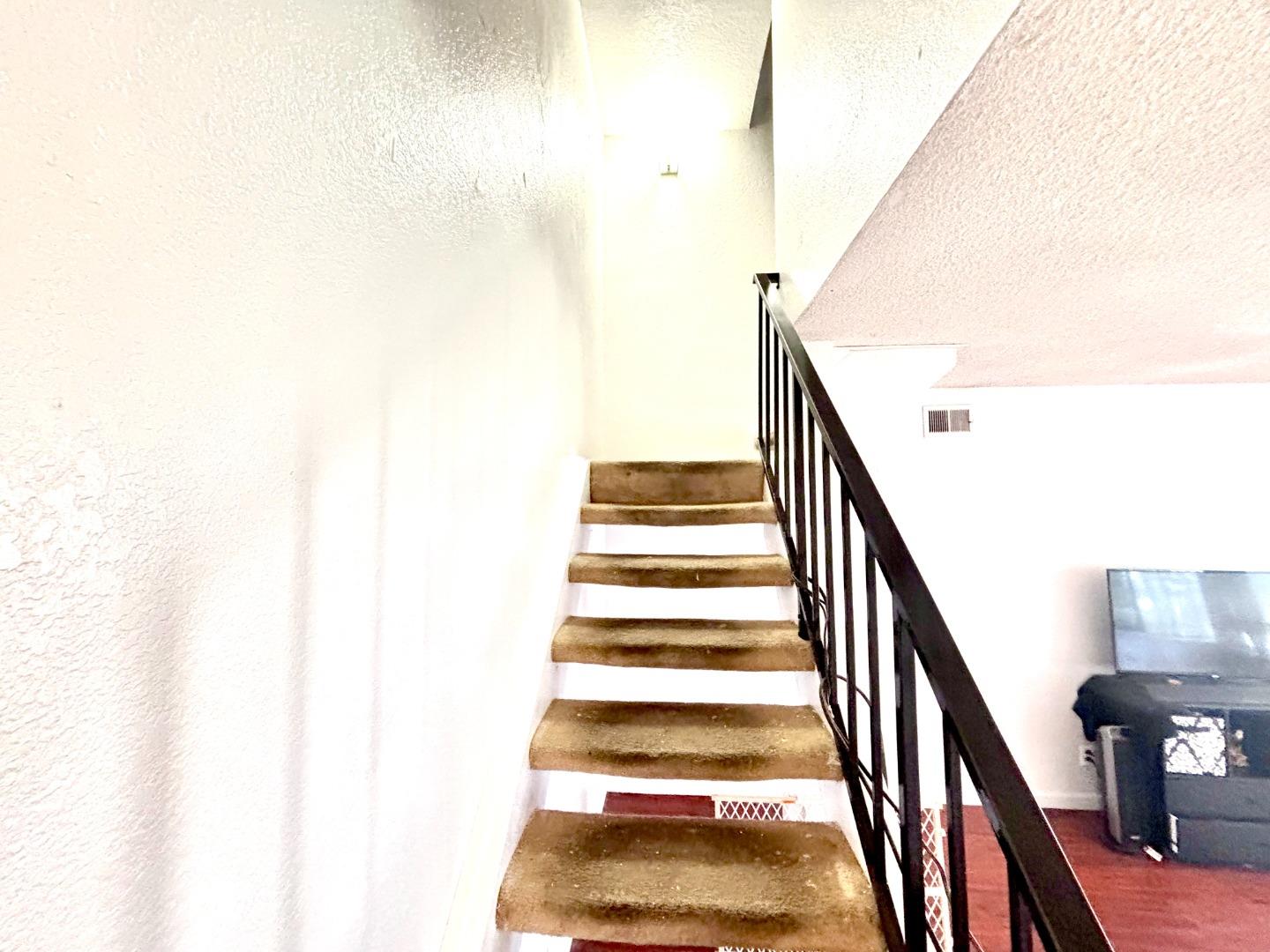 1752 Duffy Way San Jose, CA 95116 - Photo 3 of 14 a view of entryway