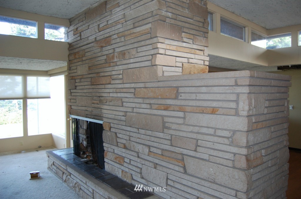 608 Bayside Road Bellingham, WA 98225 - Photo 4 of 8