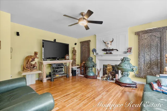 $575,000 | 1518 Crystal Valley Court Southeast, Caledonia, MI 49316