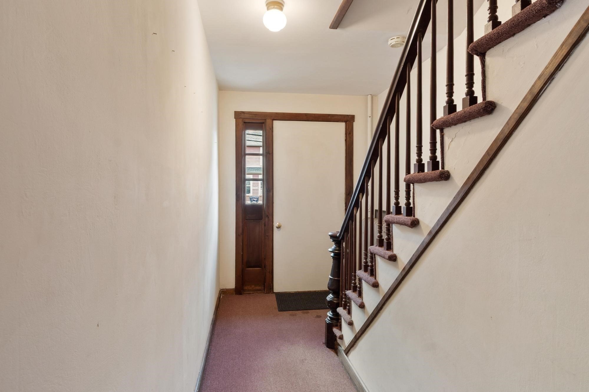 352 Stackpole Street Lowell, MA 01852 - Photo 15 of 40 Gallery Image 15