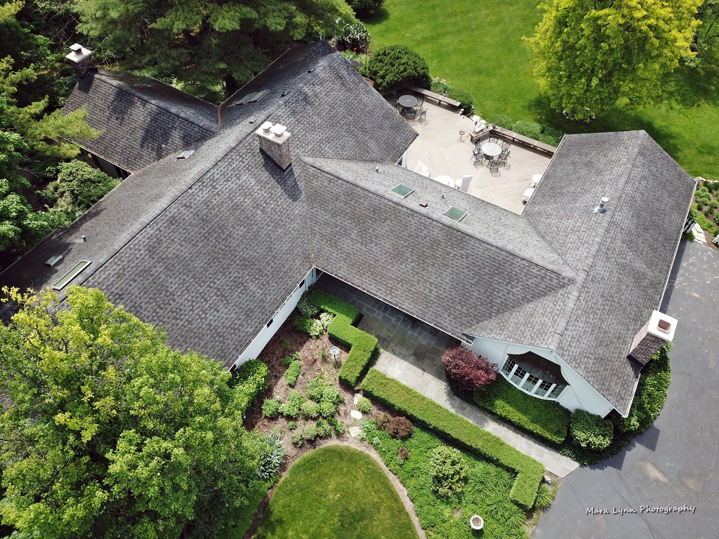 33W981 Army Trail Road Wayne, IL 60184 - Photo 71 of 71 an aerial view of house with yard