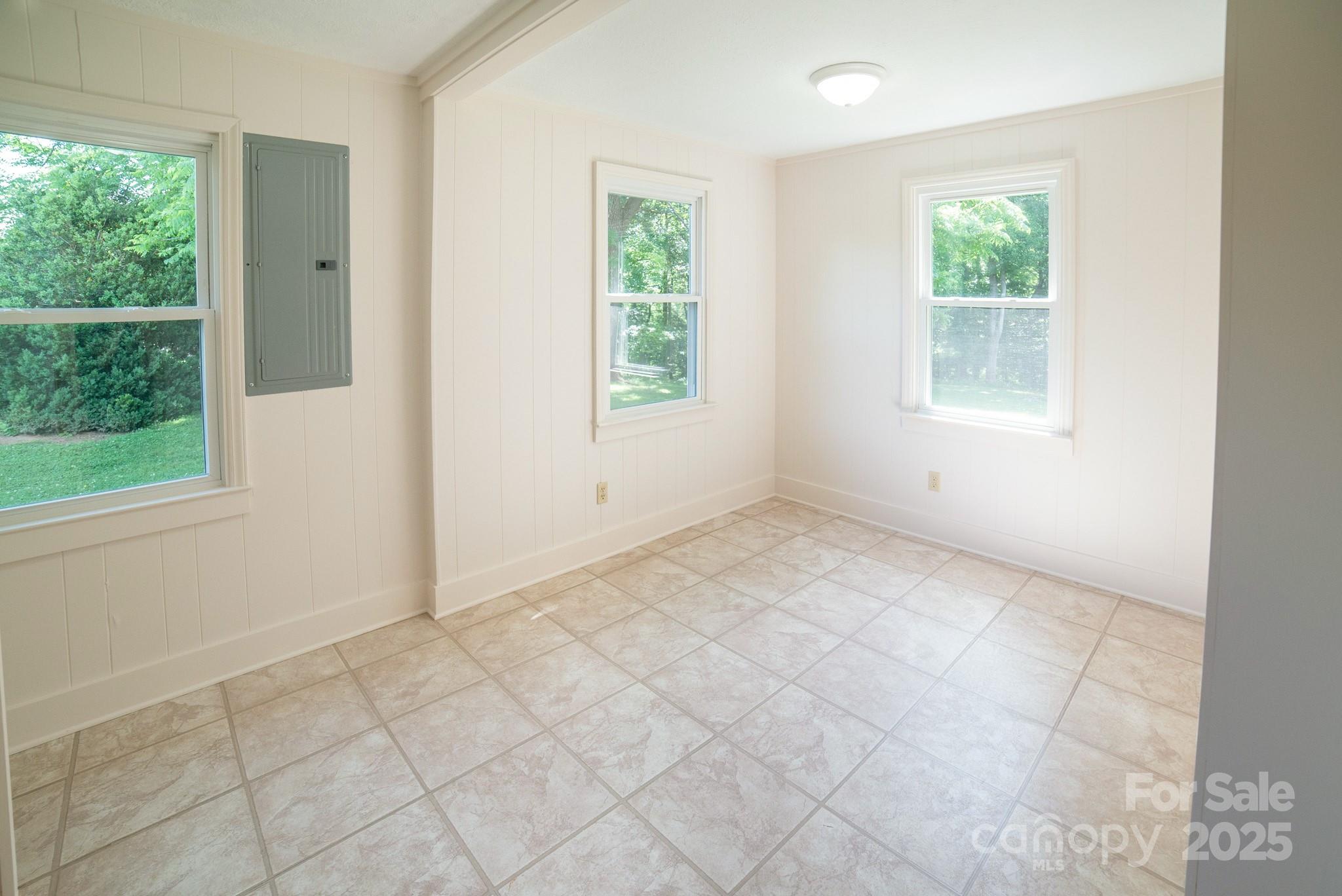4879 Dentons Chapel Road Morganton, NC 28655 - Photo 15 of 29