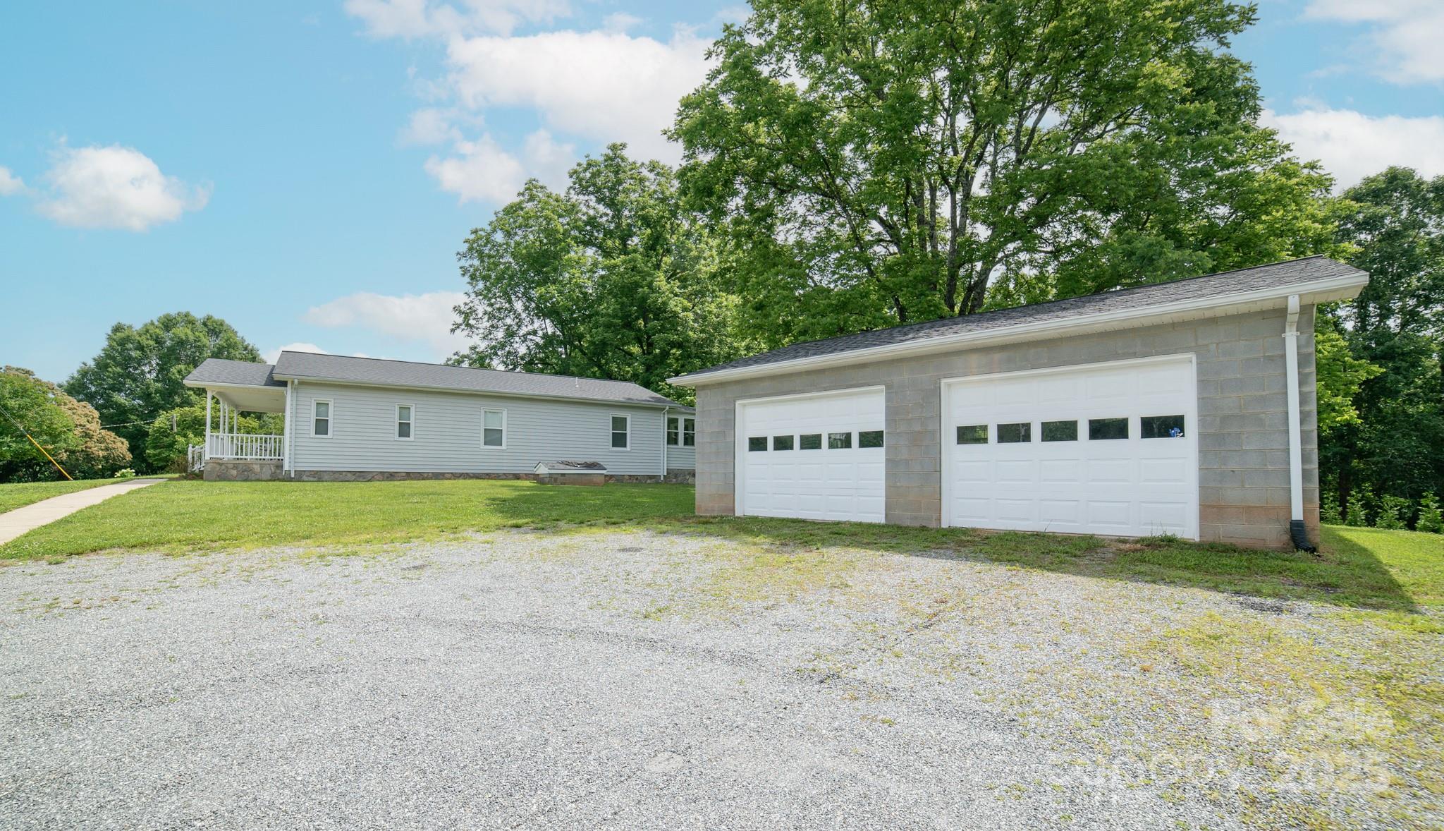 4879 Dentons Chapel Road Morganton, NC 28655 - Photo 23 of 29