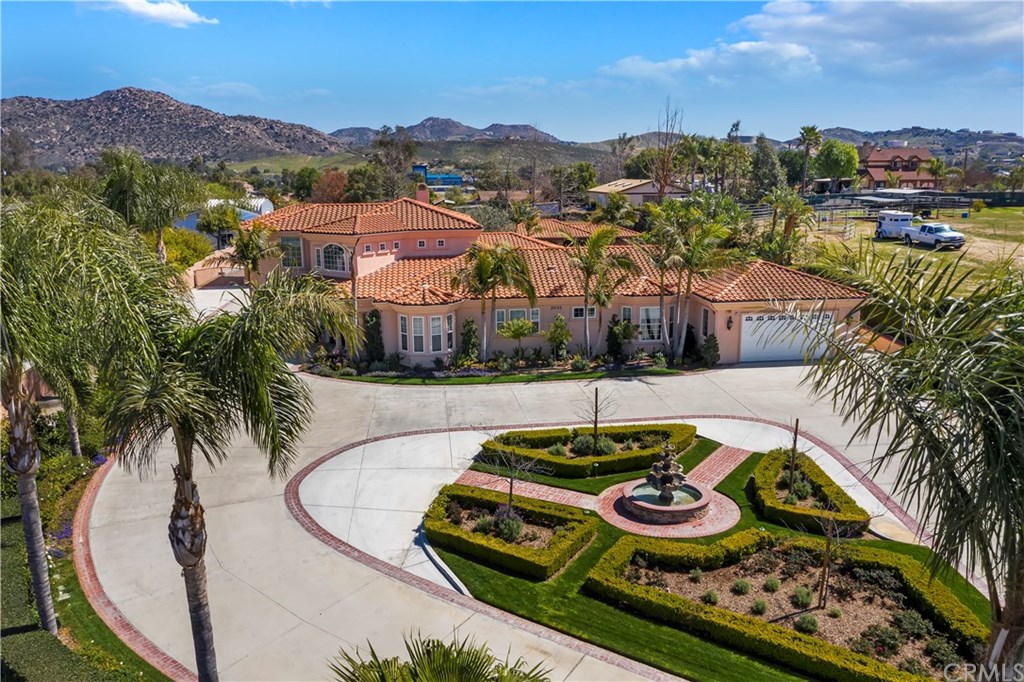 2033 Valley View Avenue Norco, CA 92860 - Photo 6 of 74