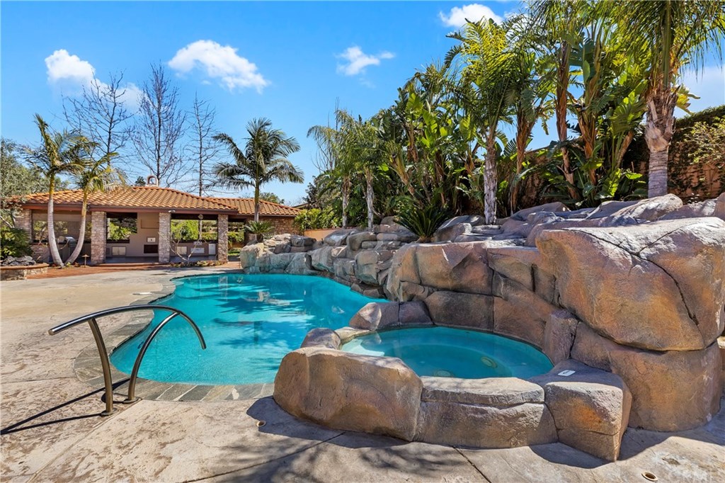 2033 Valley View Avenue Norco, CA 92860 - Photo 65 of 74