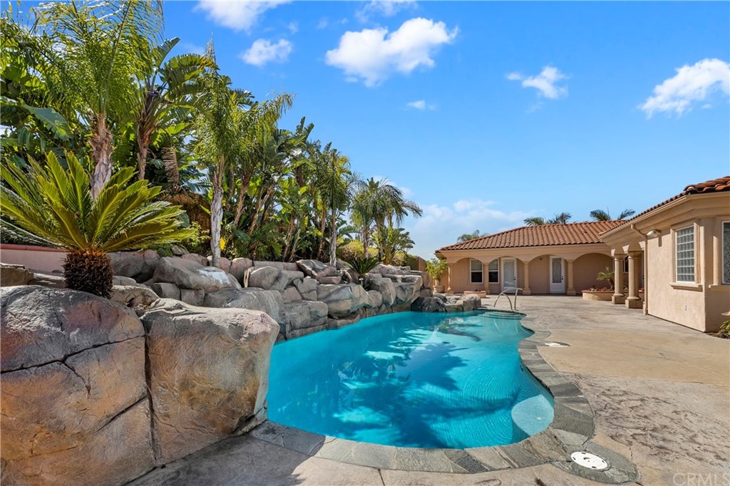 2033 Valley View Avenue Norco, CA 92860 - Photo 66 of 74