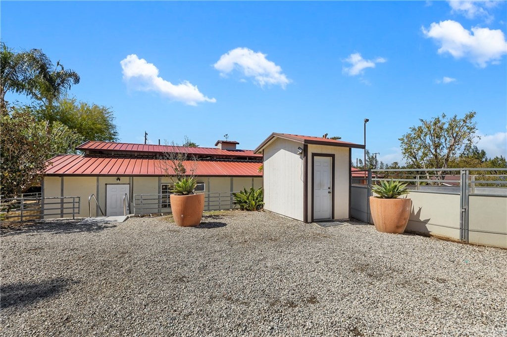 2033 Valley View Avenue Norco, CA 92860 - Photo 67 of 74