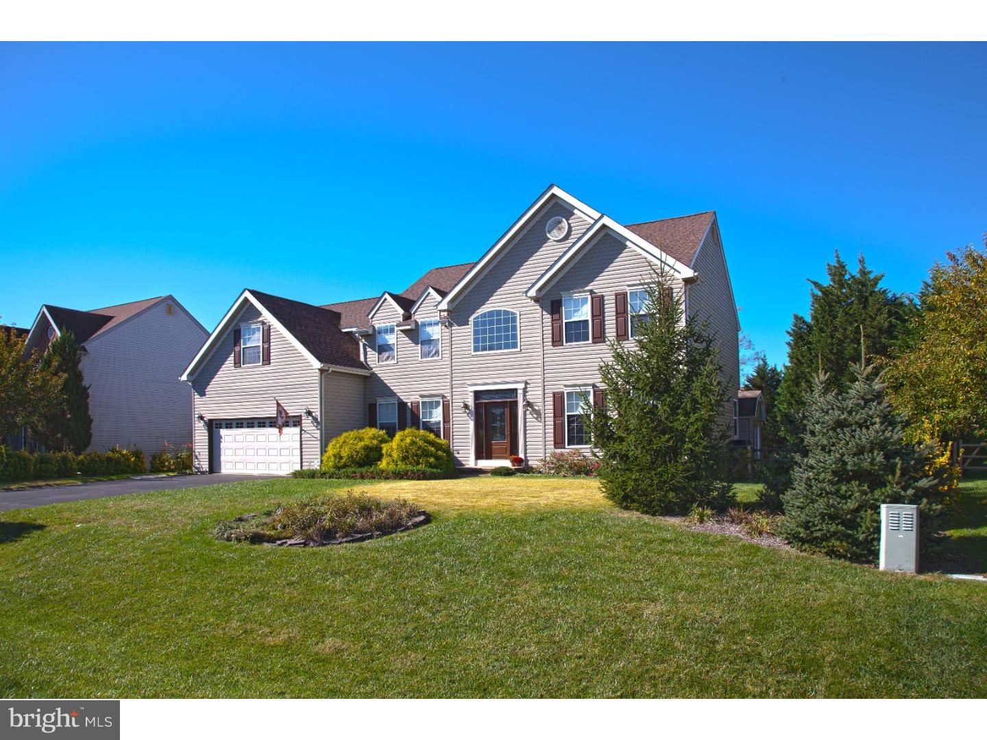 22 Decidedly Lane Bear, DE 19701 - Photo 2 of 25 Exterior