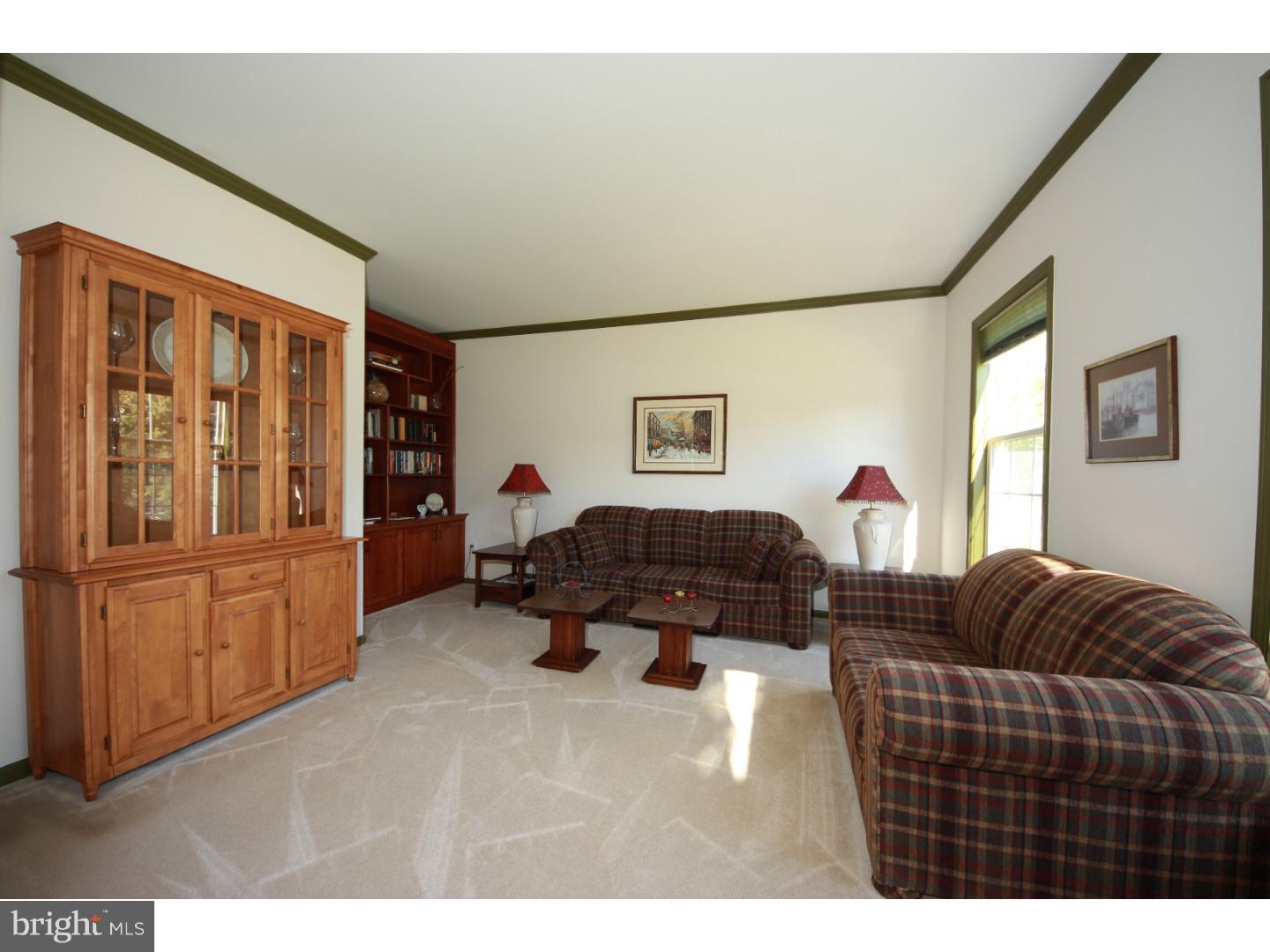 22 Decidedly Lane Bear, DE 19701 - Photo 4 of 25 Family Room