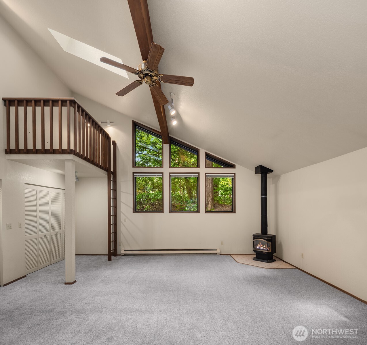 13303 48th Place West Edmonds, WA 98026 - Photo 16 of 40