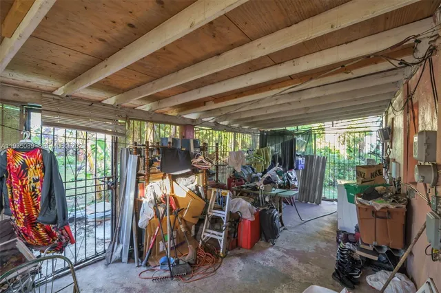 a view of outdoor space