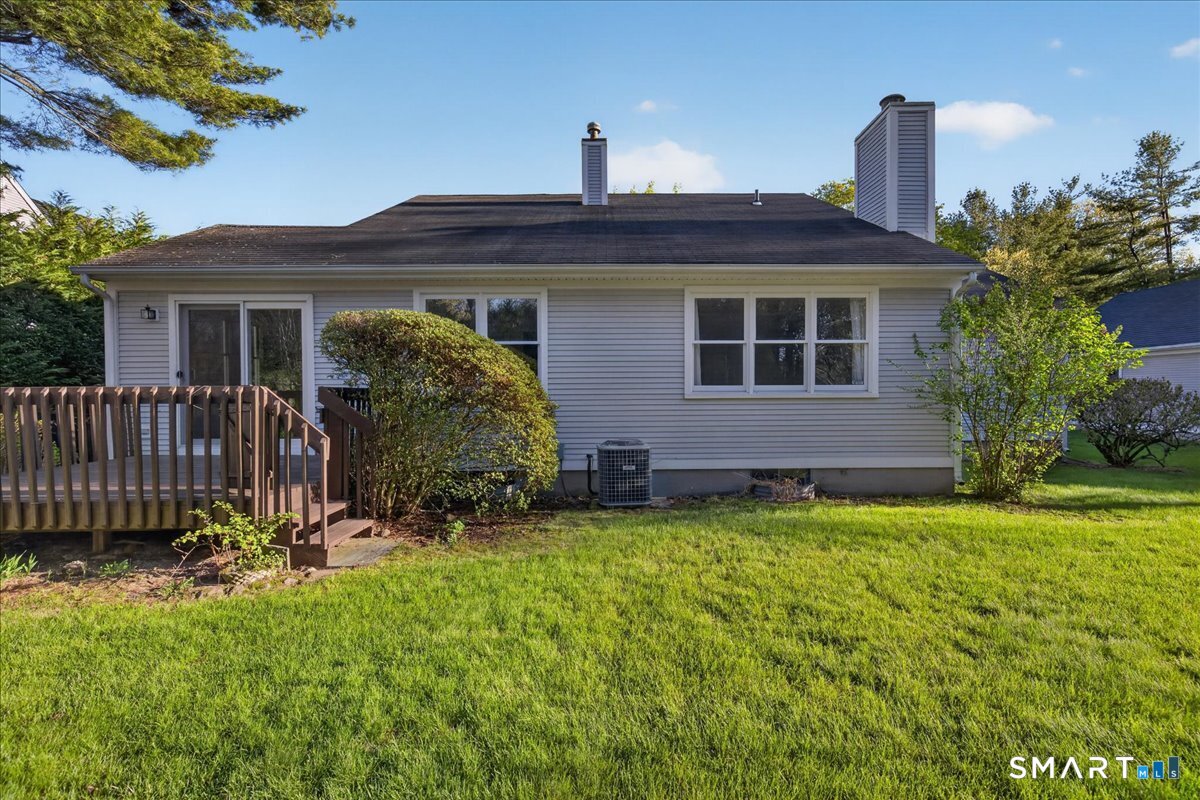 17 Canterbury Road, Unit 17 Hamden, CT 06514 - Photo 33 of 40