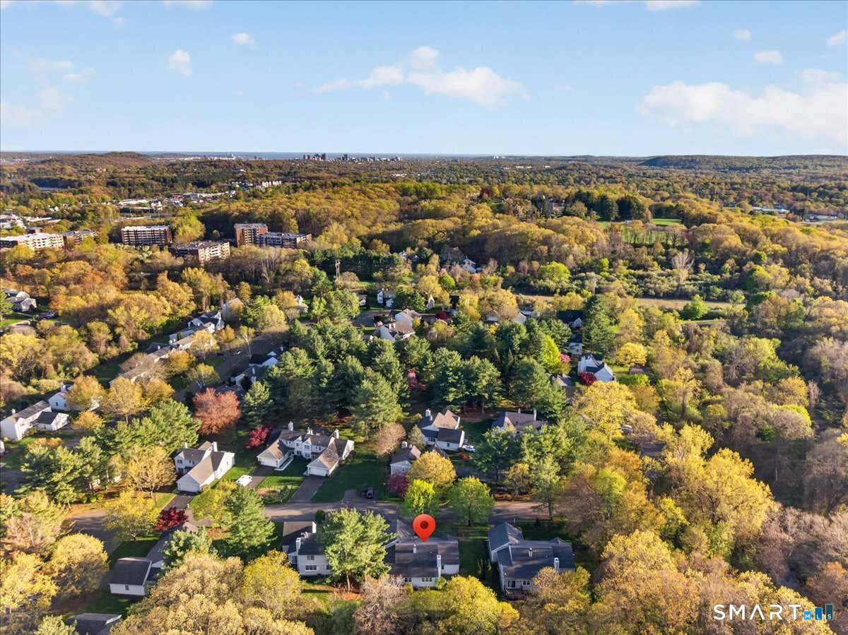 17 Canterbury Road, Unit 17 Hamden, CT 06514 - Photo 39 of 40