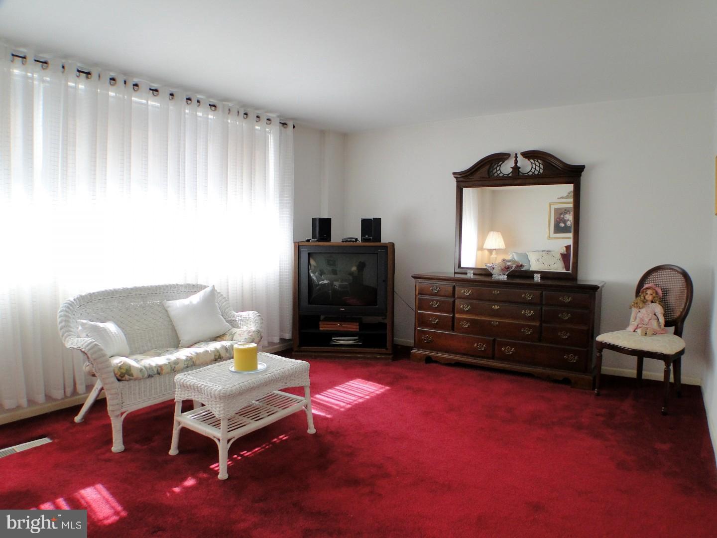 4204 Lawnside Road Philadelphia, PA 19154 - Photo 17 of 25 Bedroom