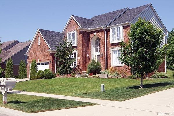 1049 Moran Drive Rochester, MI 48307 - Photo 1 of 14 MOVE-IN READY!