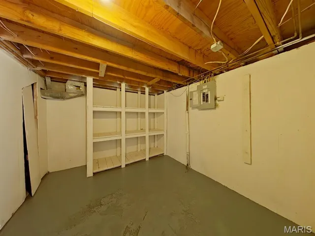 $99,900 | 10432 Royal Drive, St. Louis, MO 63136