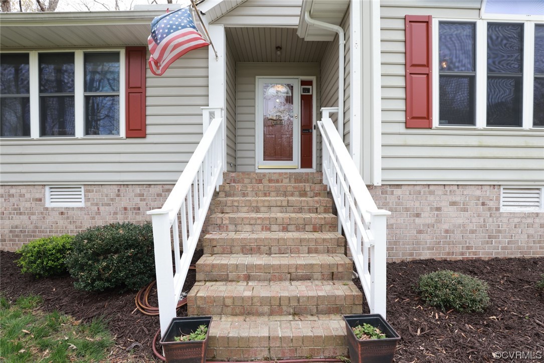 509 Rothschild Drive Chester, VA 23836 - Photo 3 of 50 Gallery Image 3
