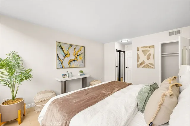 $365,000 | 421 South Lafayette Park Place, Unit 624, Los Angeles, CA 90057