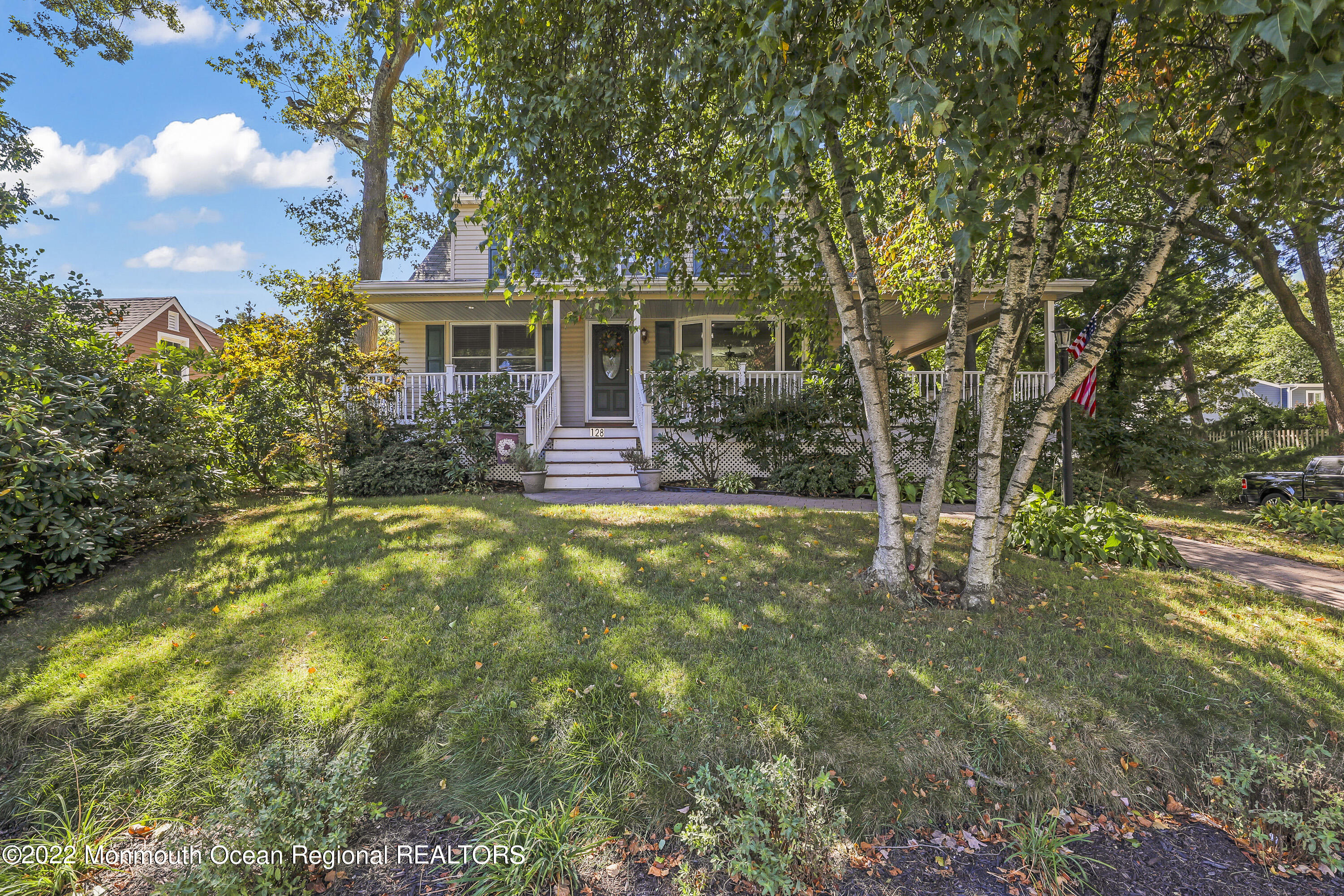 128 Wilson Road Neptune Township, NJ 07753 - Photo 2 of 26 5W5A6412