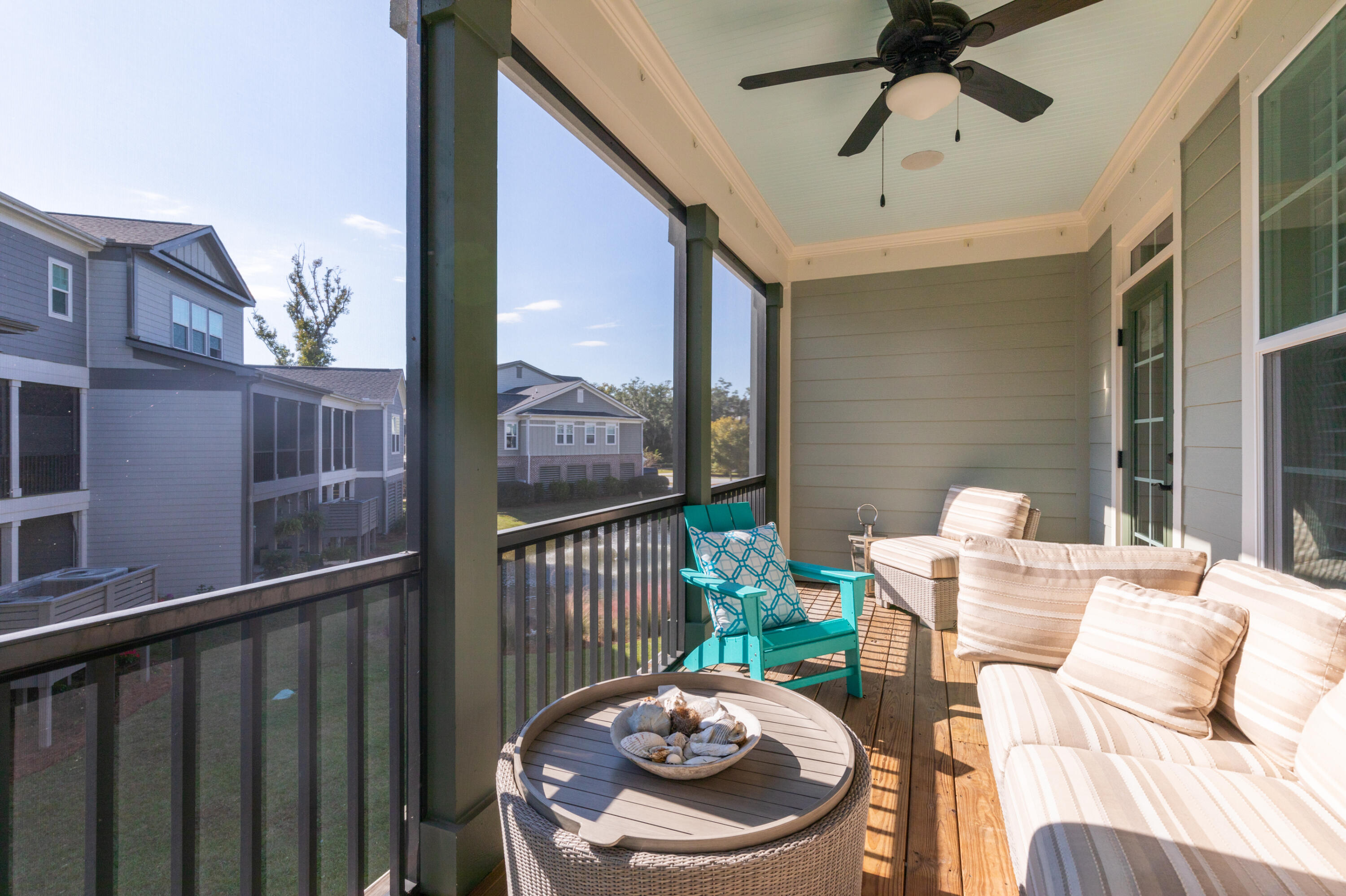 192 Slipper Shell Court Mount Pleasant, SC 29464 - Photo 22 of 46 192SlipperShellCourt-KeenEyeMarketing-02