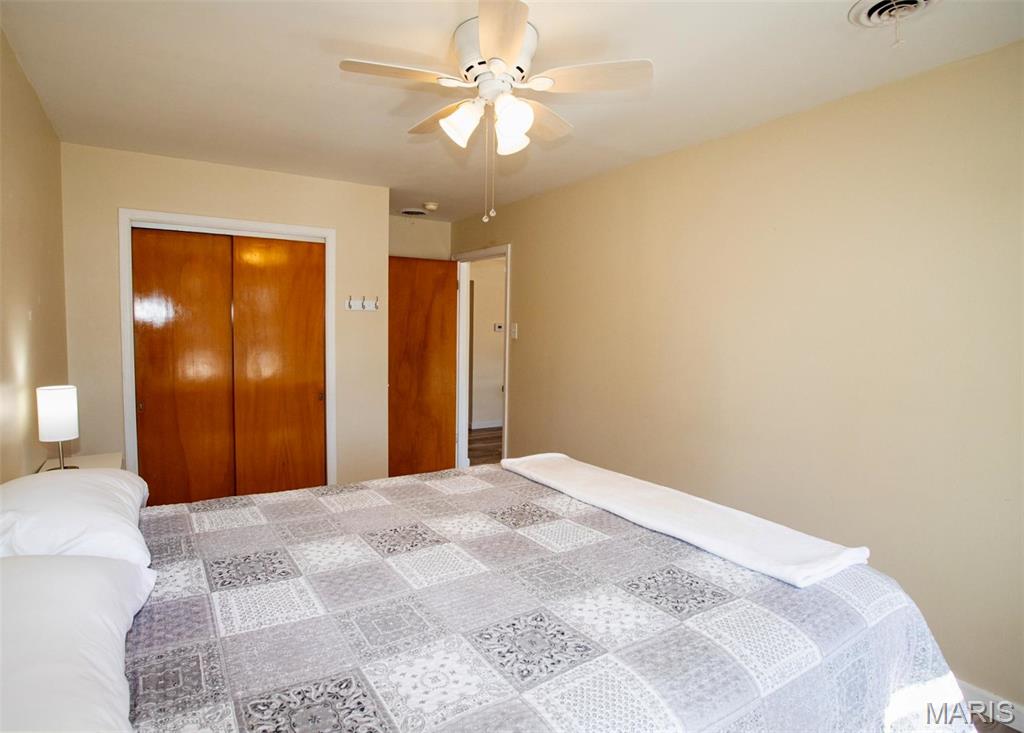4105 Banks Road Bridgeton, MO 63074 - Photo 14 of 33